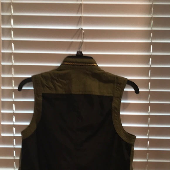 Jacket - Picture 5 of 5